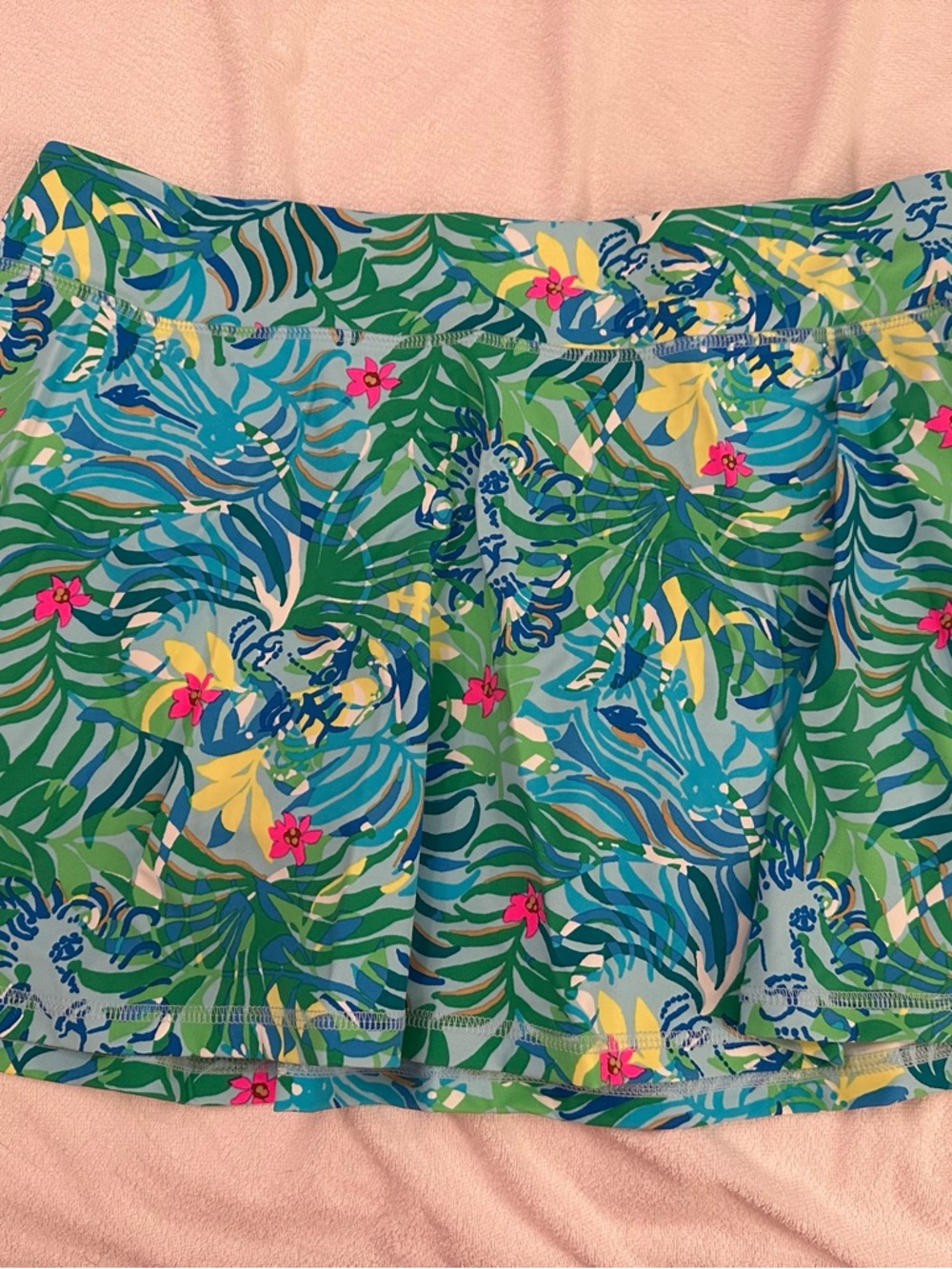 Lilly Pulitzer White Luxletic Active Skort with Gold Logo